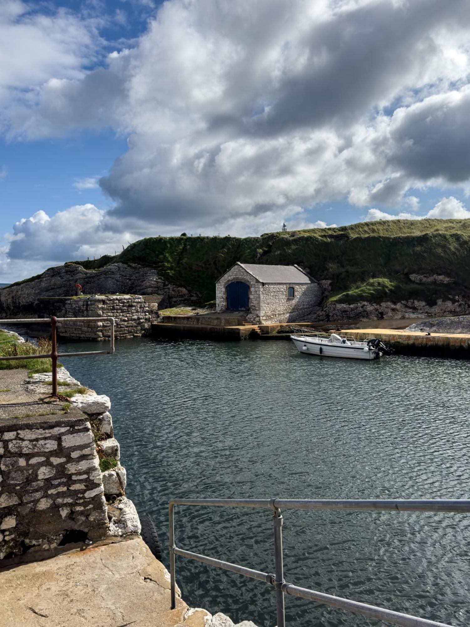 Carrick-A-Rede Luxury Retreat Ballintoy Causeway Coast Exterior photo